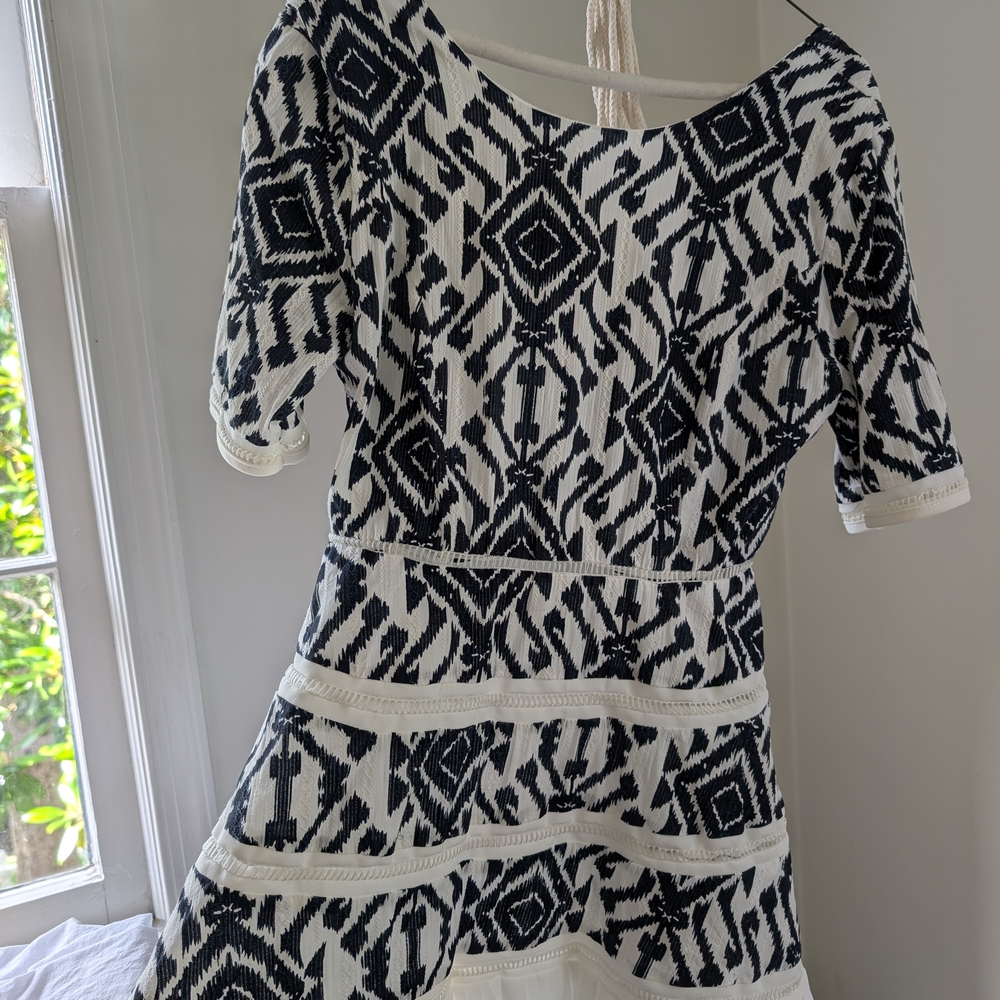 Elegant Black and White Patterned Dress